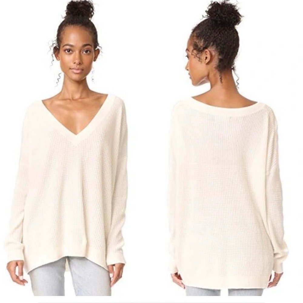 Hatch for maternity or regular use. Super soft waffle wool/cashmere V neck